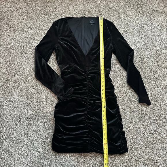 Bardot black velvet n-neck long sleeve midi dress size 6 - Picture 10 of 12